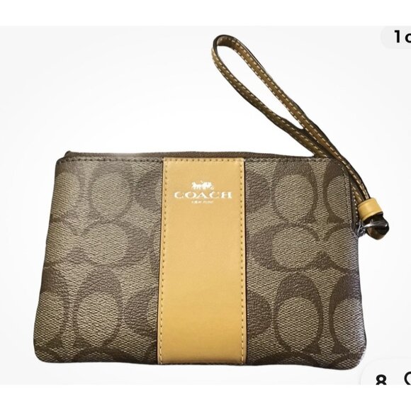 Coach signature Wristlet Wallet PVC leather Corner Zipper honeycomb Stripe - Picture 1 of 8